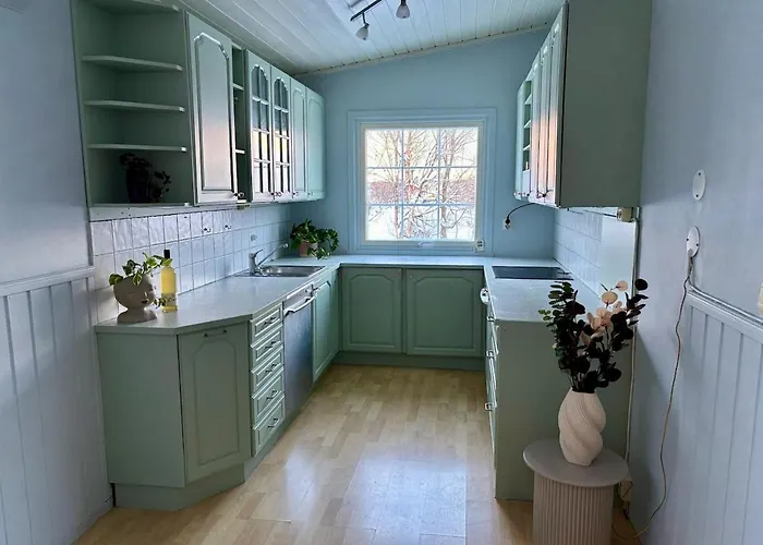 Spacious House - Free Parking - King Beds * Tromsø