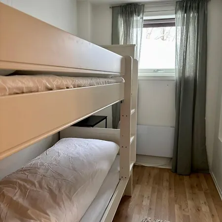 Spacious House - Free Parking - King Beds Tromso